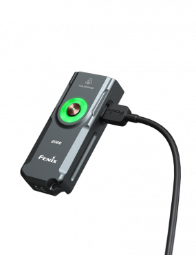 FENIX E06R – Lampe porte-clés 3-en-1 700 lumens